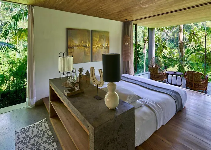 Chameleon Bali Villa